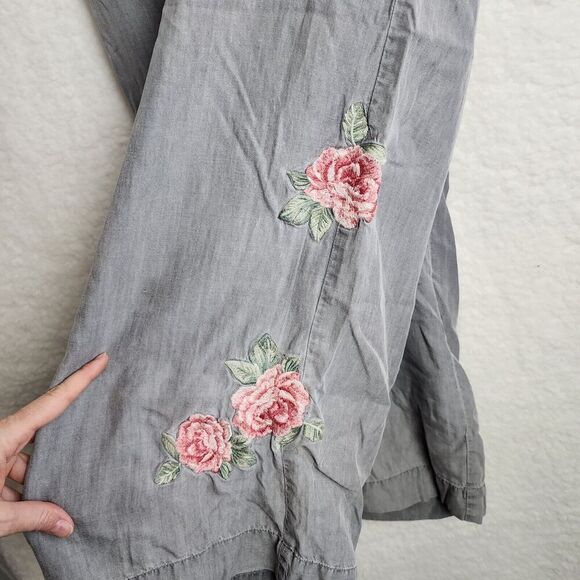 Soft Surroundings Woman's Pull On Palazzo Pants Grey Sz L Chambray Embroidered - Picture 3 of 9